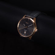 Luxury watch (195.90.101.01): watch face angled view right zoomed out